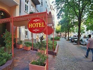 Hotel Alt - Tegel Berlim Exterior foto